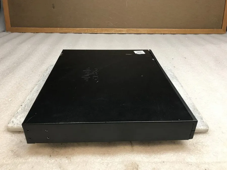 Маршрутизатор Cisco ISR4321/K9. V04. Gig Enterprise Router 800-44681-03 — фото лота 2