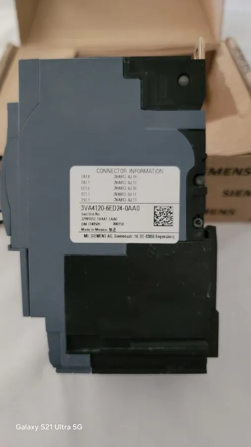 Автоматический выключатель Siemens 3VA4 3VA4120-6ED24-0AA0 2 Pole 20 Amp 600V Ci