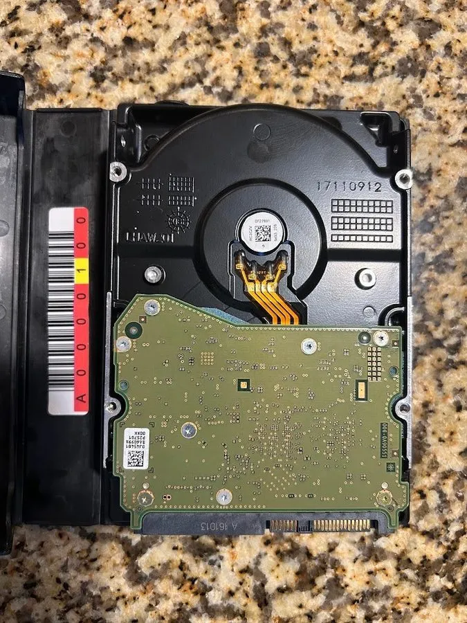 Жёсткий диск HGST Ultrastar He10 10TB SAS 4Kn 3.5" 7200RPM HUH721010AL4200 Datac — фото лота 2