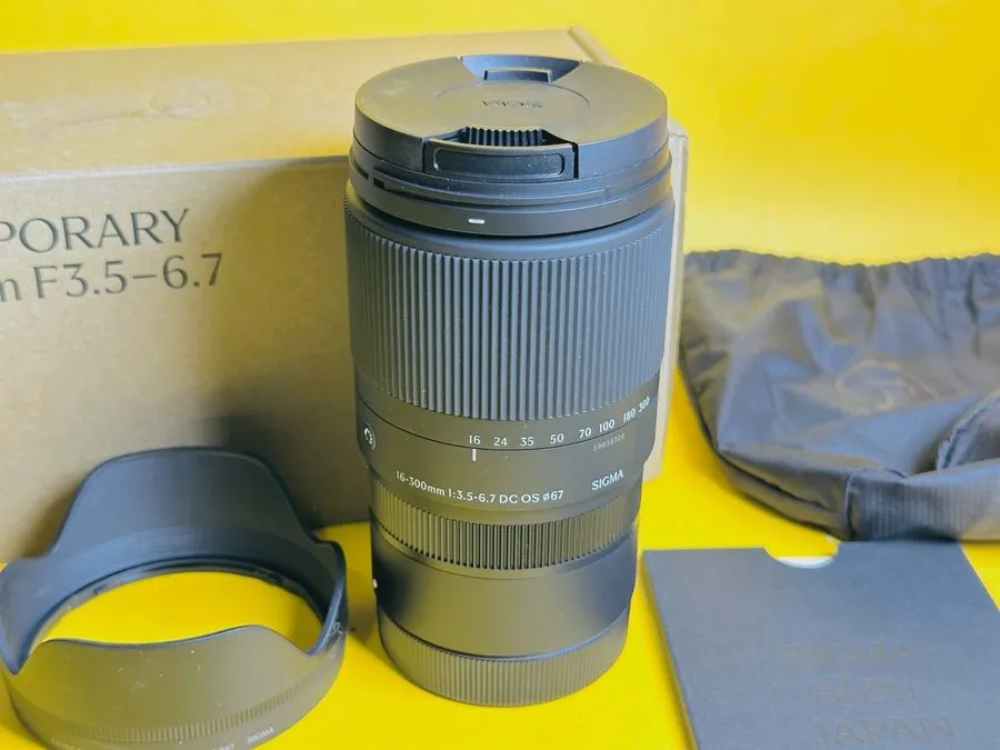 Объектив Sigma 16-300mm F3.5-6.7 DC OS Contemporary Canon RF APS-C Lens Box
