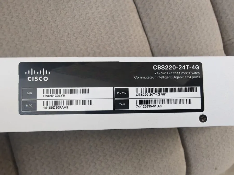 Коммутатор Cisco CBS220-24T-4G EU 24-port Gigabit Switch 4SFP Express