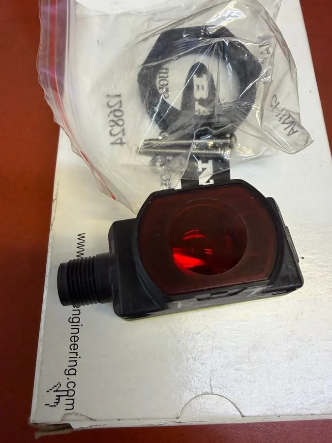 Фотоэлектрический датчик Banner QS30RQ 73079 Photoelectric Sensor — фото лота 2