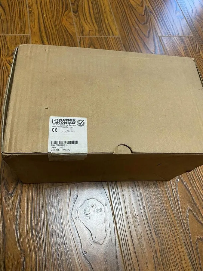 Блок питания PHOENIX CONTACT QUINT-PS-3X400-500AC/24DC/40 Power Supply 2938646