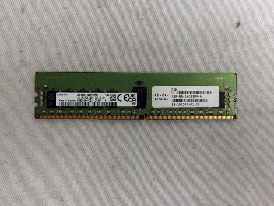 Модуль памяти Samsung 16GB PC4-21300V 2Rx8 DDR4-2666 ECC RDIMM Server RAM M393A2