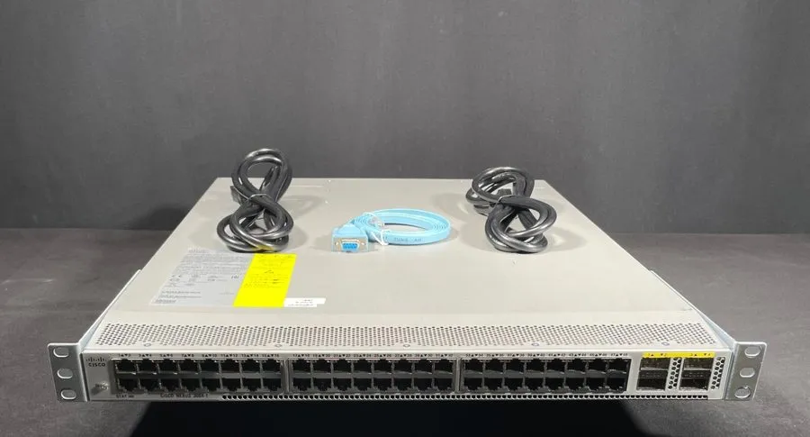 Коммутатор Cisco Nexus 3064-T N3K-C3064TQ-10GT 4x QSFP+ Ports 48-Port Ethernet S