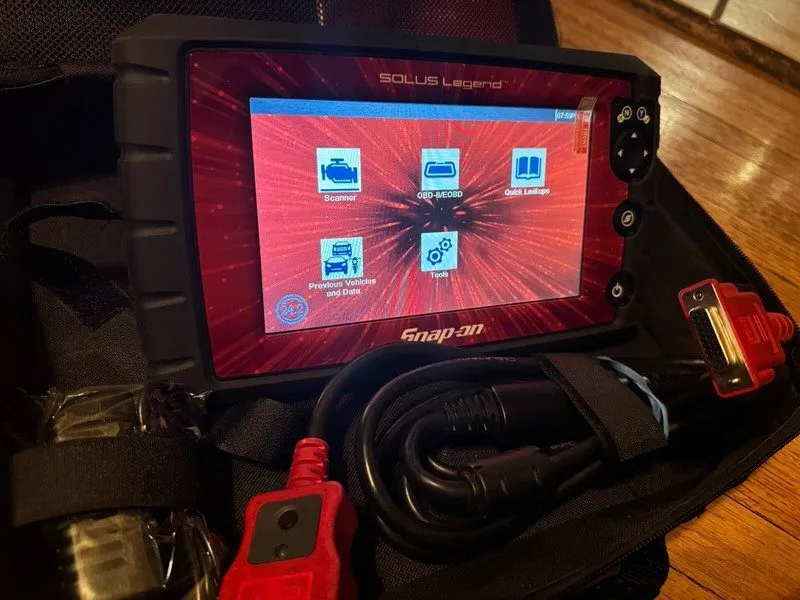 Диагностический сканер SNAP ON SOLUS LEGEND 26.2 DIAGNOSTIC FULL FUNCTION SCANNE