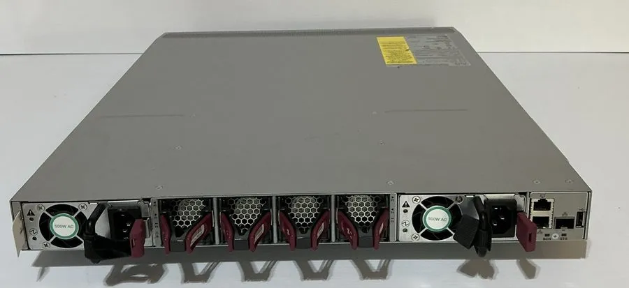 Коммутатор Cisco Nexus 93108 32-Port 40/50GB QSFP28 Managed Network Switch N9K-C