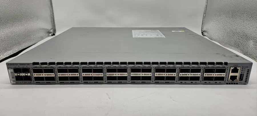 Коммутатор Arista DCS-7050QX-32S-R Switch 32x 40Gb QSFP+ + 4x SFP+ Ports