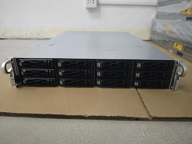 Сервер Supermicro SYS-620C-TN12R 2U Server 12x3.5" NVME U.2 2x Intel Xeon 4300/5