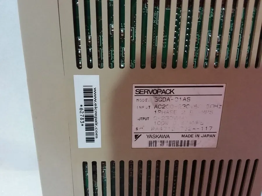 Сервопривод YASKAWA SERVOPACK SGDA-01AS