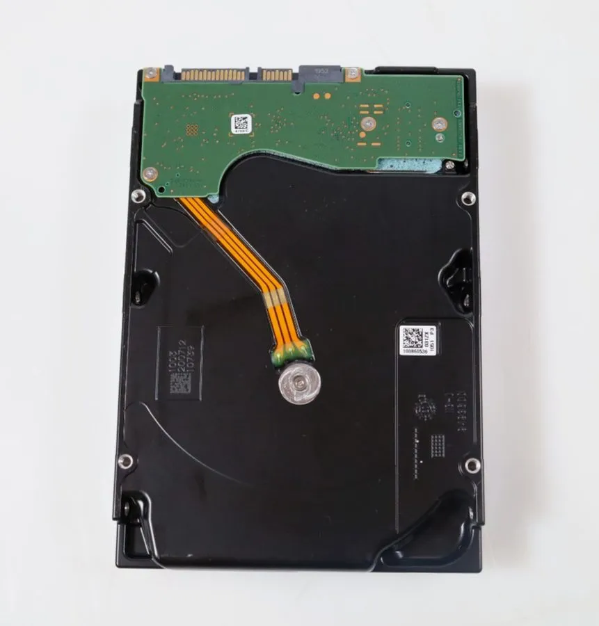 Жёсткий диск ST18000NM000J Seagate Exos X18 3.5" 18TB SATA 6Gb 7.2K Enterprise H