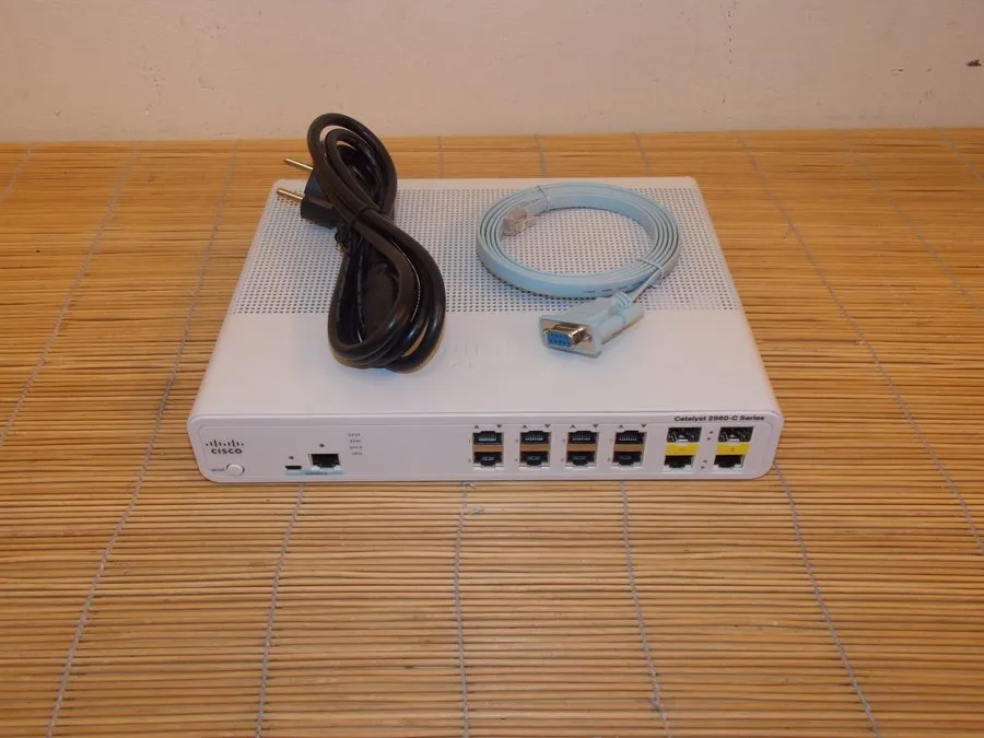 Коммутатор Cisco Catalyst 2960C Series 8-Port Network Switch WS-C2960C-8TC-S V01