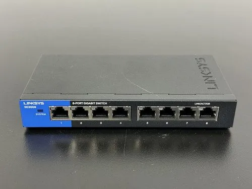 Коммутатор Linksys SE3008V2 8-Port Gigabit Ethernet Switch Black and Blue