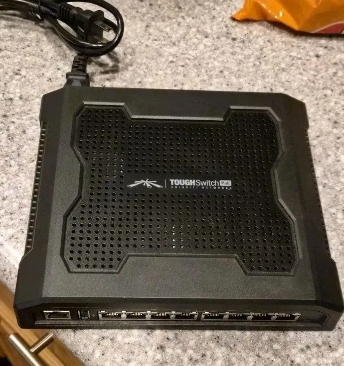 Коммутатор Ubiquiti TS-8-PRO ToughSwitch Pro 8-Port Gigabit PoE Switch 150W Mana