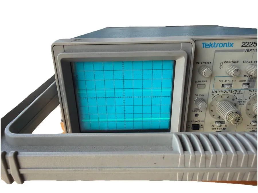 Осциллограф TEKTRONIX 2225 OSCILLOSCOPES