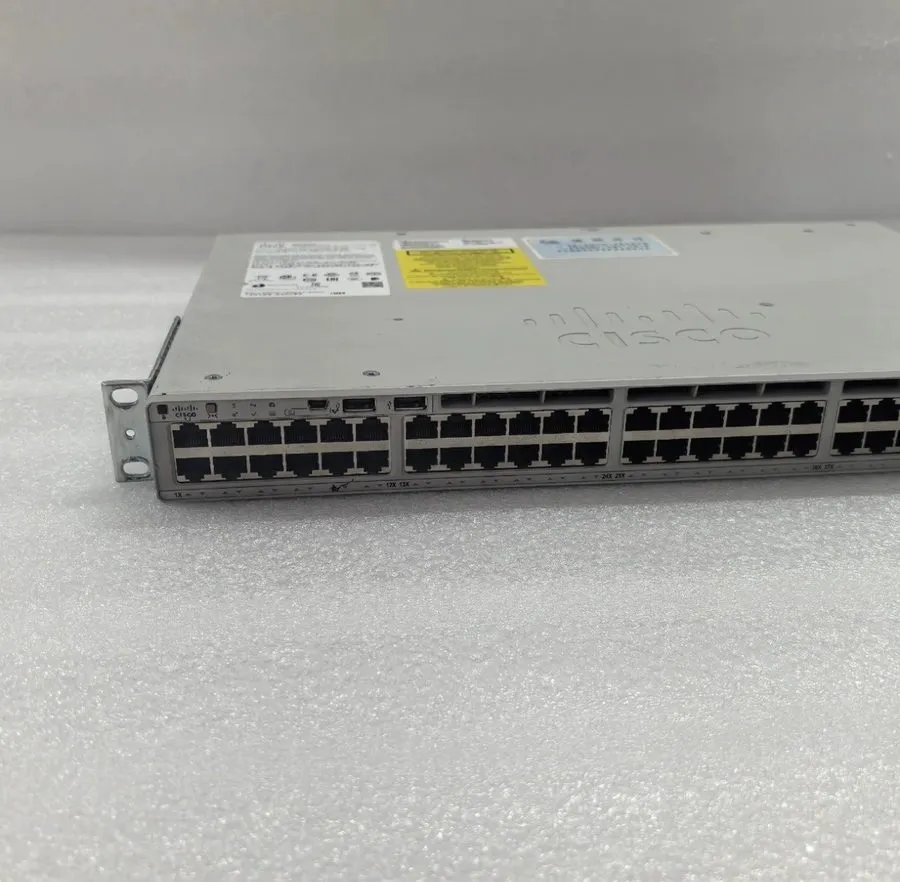 Коммутатор Cisco C9200L-48T-4G-E 48 Port Data Gigabit Switch