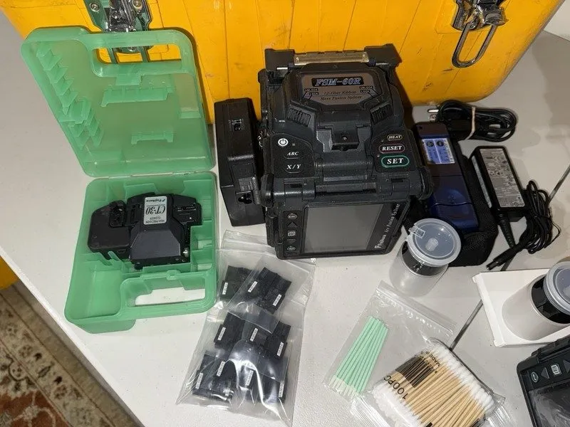Сварочный аппарат Fujikura FSM-60R Optical Fiber ARC Fusion Splicer — фото лота 2