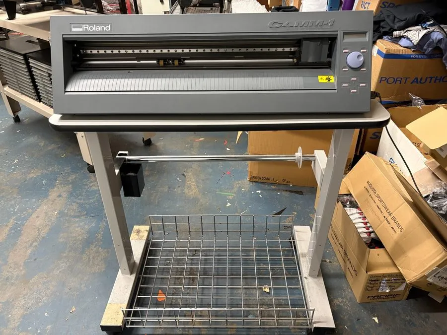 Режущий плоттер Roland CAMM-1 SERVO GX-24 24-Inch Professional Desktop Vinyl Cut