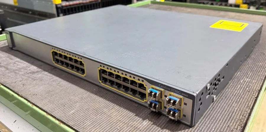 Коммутатор Cisco WS-C3750G-24TS-E1U Catalyst 3750 24-Port Gigabit Switch 4 SFP P