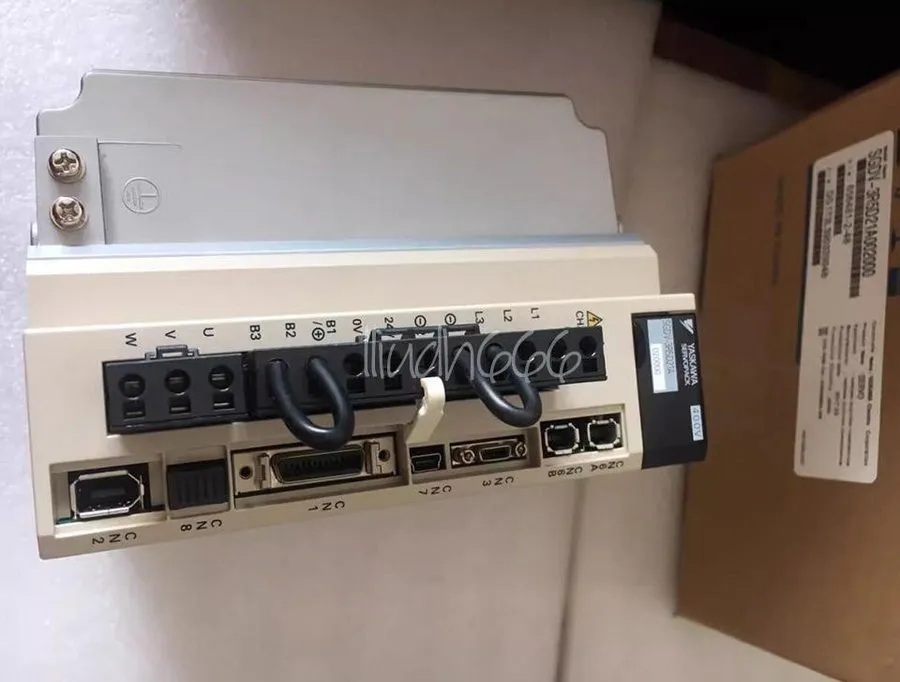 Сервопривод Yaskawa SGDV-3R5D21A002000 servo drive