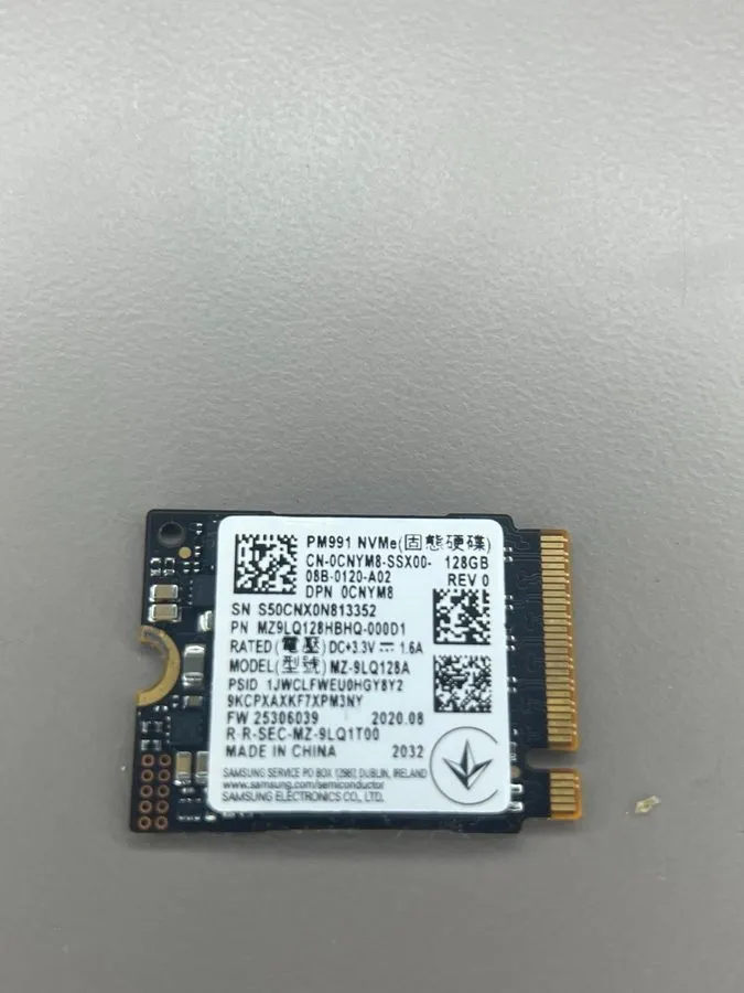 SSD-накопитель Samsung PM991 128GB M.2 2230 NVMe M.2 SSD Black MZ-9LQ128A