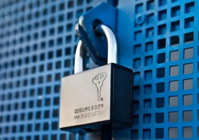 Такелажная скоба MTL800 MUL-T-LOCK C1 -10 C-SERIES PADLOCK 3/8" POP UP SHACKLE H — фото лота 2