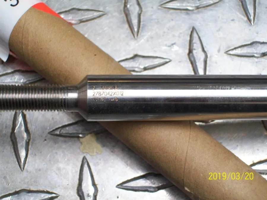 Клапан Fisher Controls 27B7042X012 316 Stainless Control Valve Stem Assembly