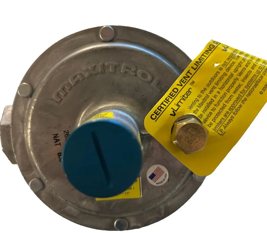 Трубопроводная арматура Maxitrol 325-5L Gas Pressure Regulator 3/4" IPS Model 32 — фото лота 1