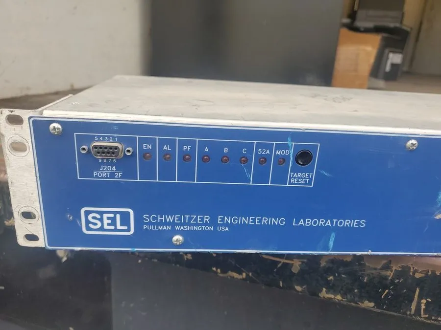 Реле SEL SCHWEITZER 2BFR BREAKER FAILURE & RELAY MONITOR P/N 2BFR00-4556XHNB SN.