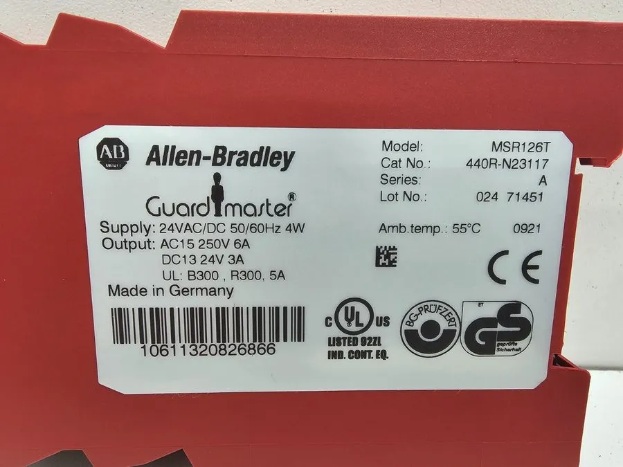 Реле безопасности Allen Bradley MSR126T 440R-N23117 Guardmaster Safety Relay 24V