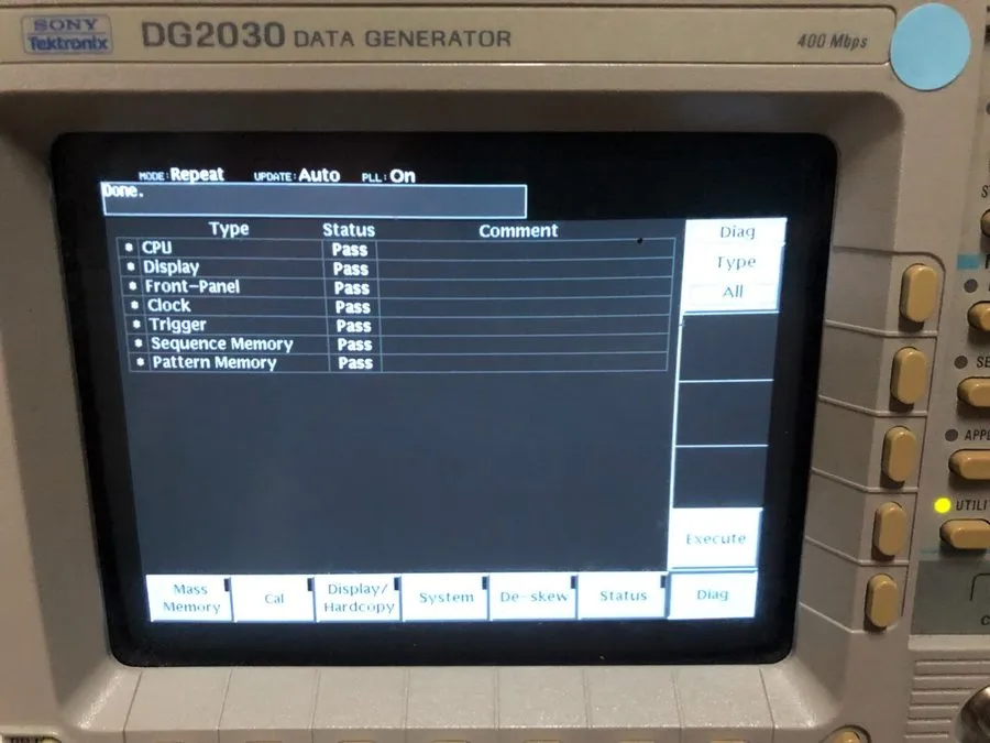 Тестер Tektronix DG2030 Data Pattern Generator — фото лота 1