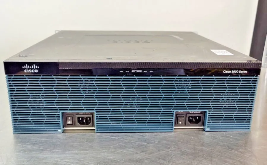 Маршрутизатор Cisco 3900 Series Integrated Service Router C3900-SPE250/K9