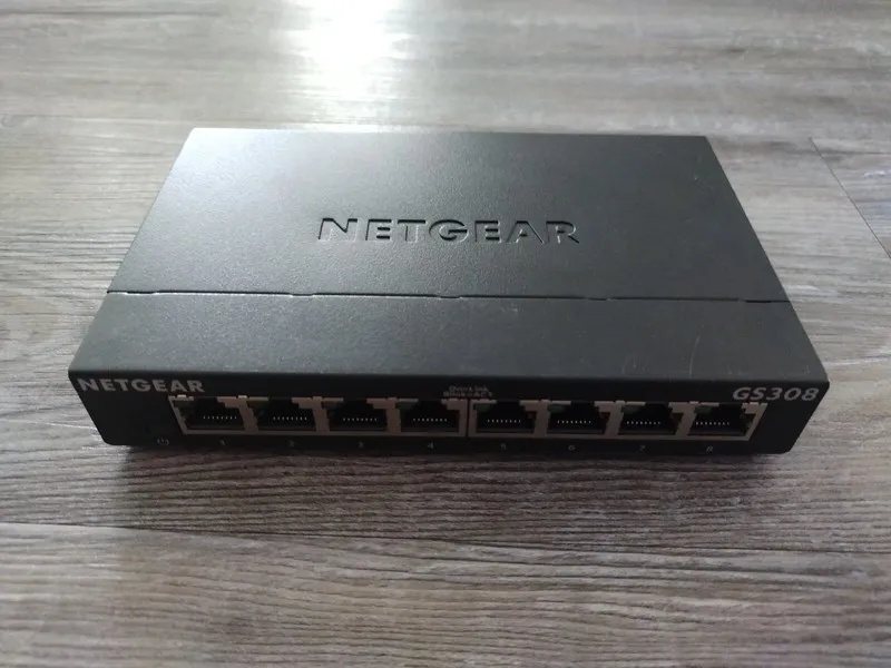Коммутатор NETGEAR GS308v3 Black 8-Port Gigabit Ethernet Unmanaged Switch
