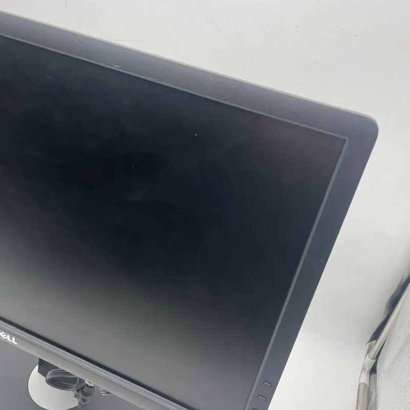 Монитор Dell UltraSharp U2212HMc Monitor 22" Widescreen DVI-VGA-DisplayPort 1920 — фото лота 1