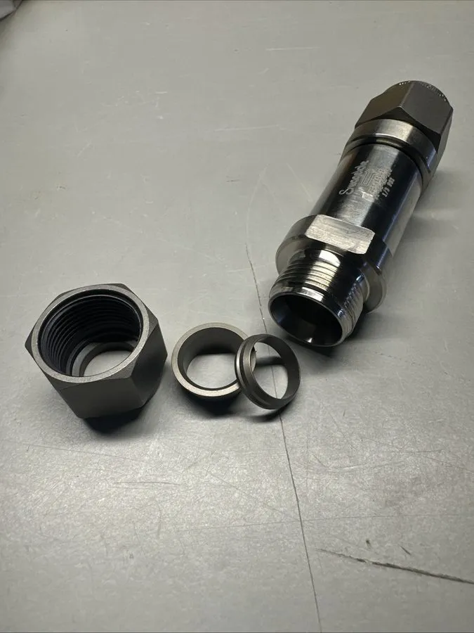 Клапан Swagelok TI-8C-KC-1/3 Titanium Poppet Check Valve 1/2” Tube, Kalrez ORing — фото лота 2