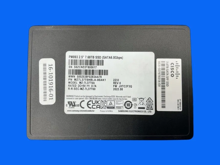 SSD-накопитель MZ-7L37T6A CISCO UCS-SD76T6S1X-EV Samsung PM893 7.68TB SATA 6Gb/s — фото лота 1