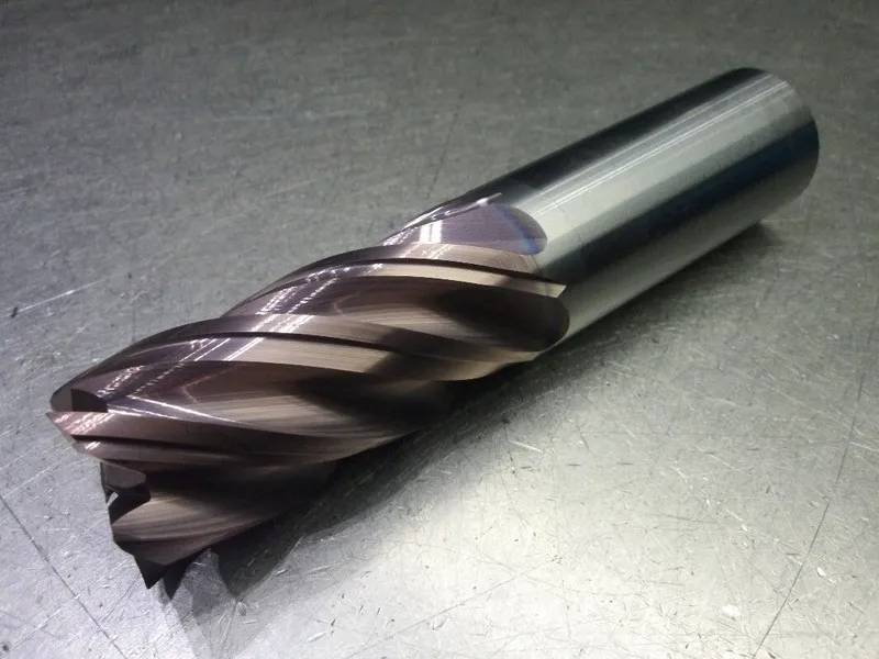 Режущий инструмент Kyocera/SGS 1" 5 Flute Carbide CR Endmill 1" Shank .01" R 388