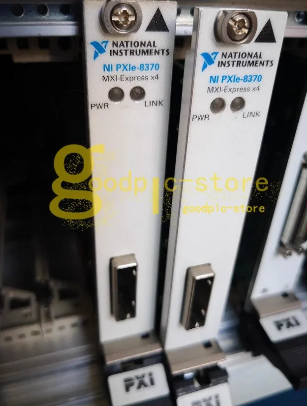 Модуль National Instruments NI PXIe-8370 779720-01 Module