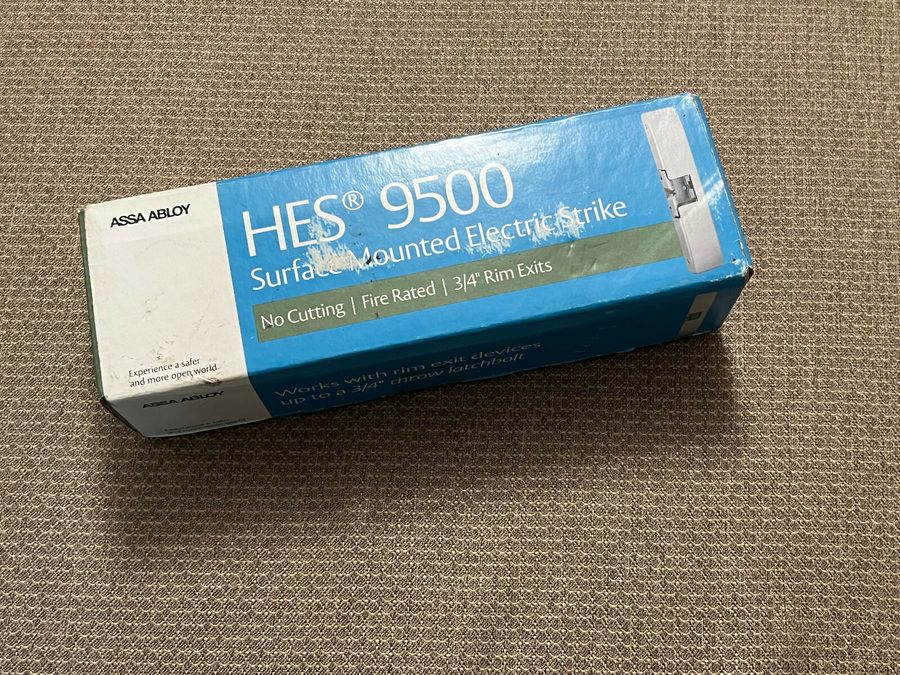 Оборудование видеонаблюдения Assa Abloy HES 9500-630 Surface Mounted Electric St