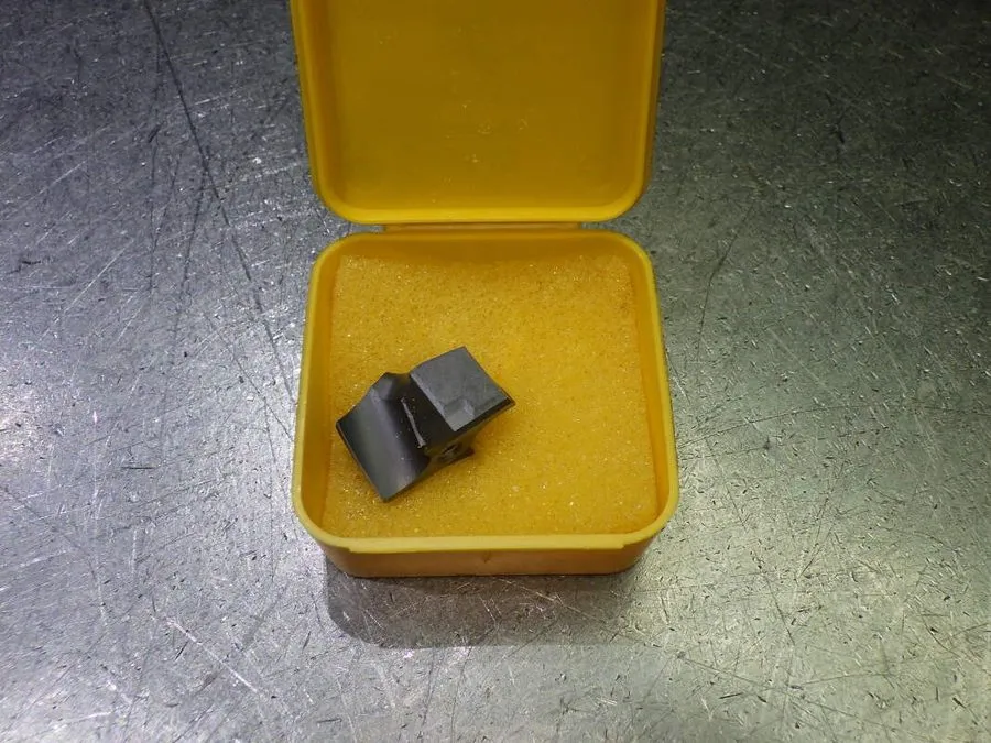 Режущий инструмент Kennametal 16.5mm Carbide Drill Tip Insert KTIP1650HPM KCP15 