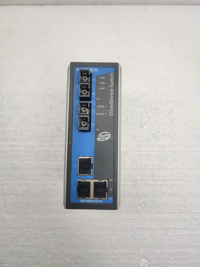 IIoT-устройство Moxa EDS-405A-SS-SC-T 5-Port Industrial Ethernet Switch