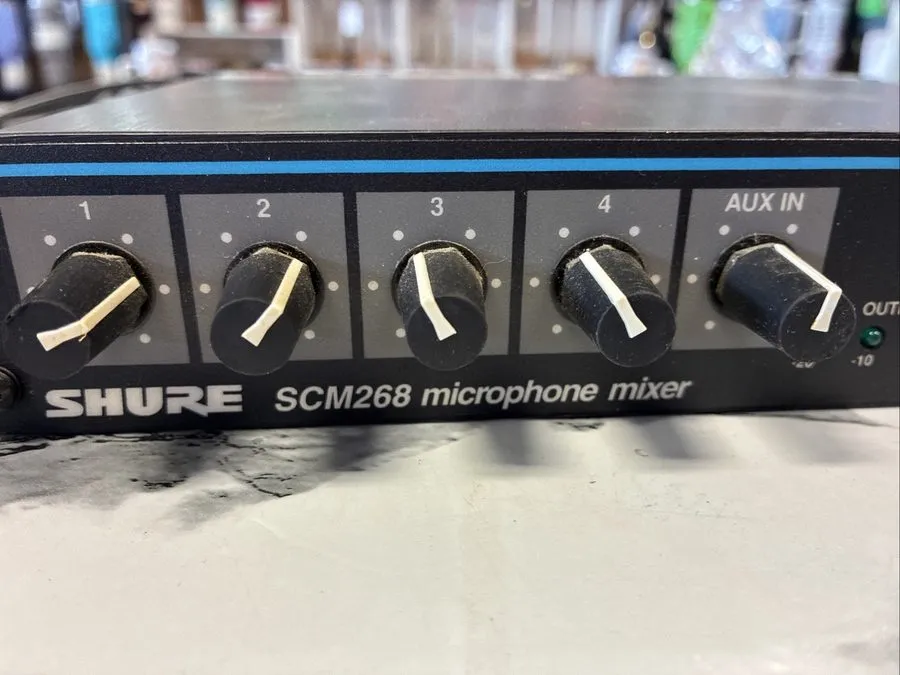 Микшерный пульт Shure SCM268 4 Channel Microphone Mixer Black