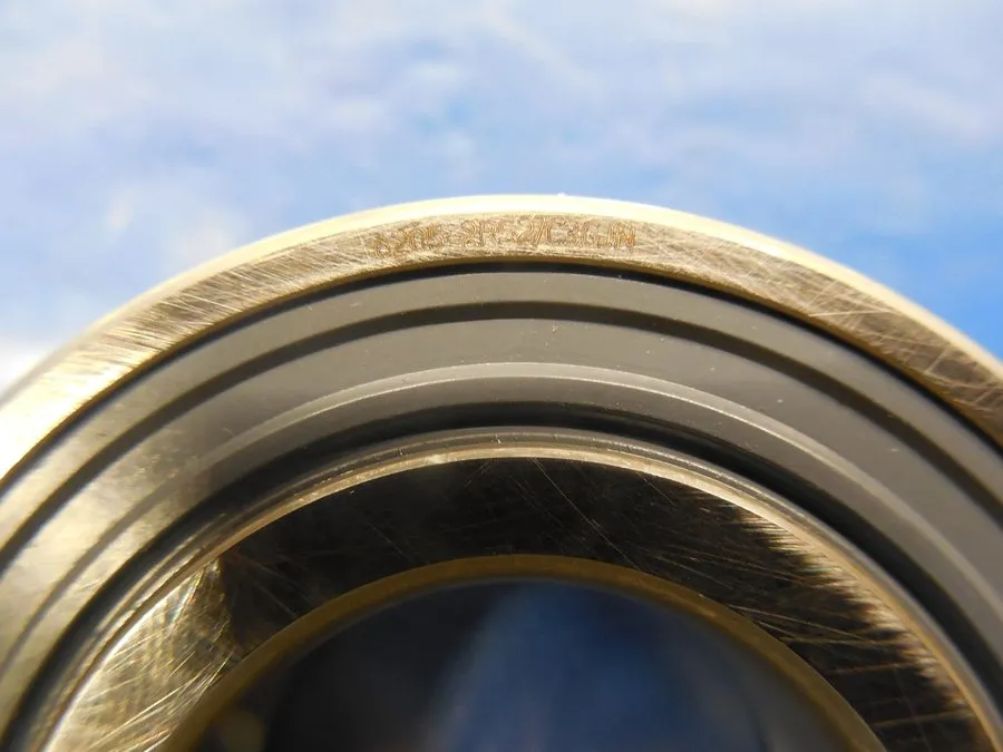 Подшипник Clutch Pilot Bearing SKF 6205-2RS2