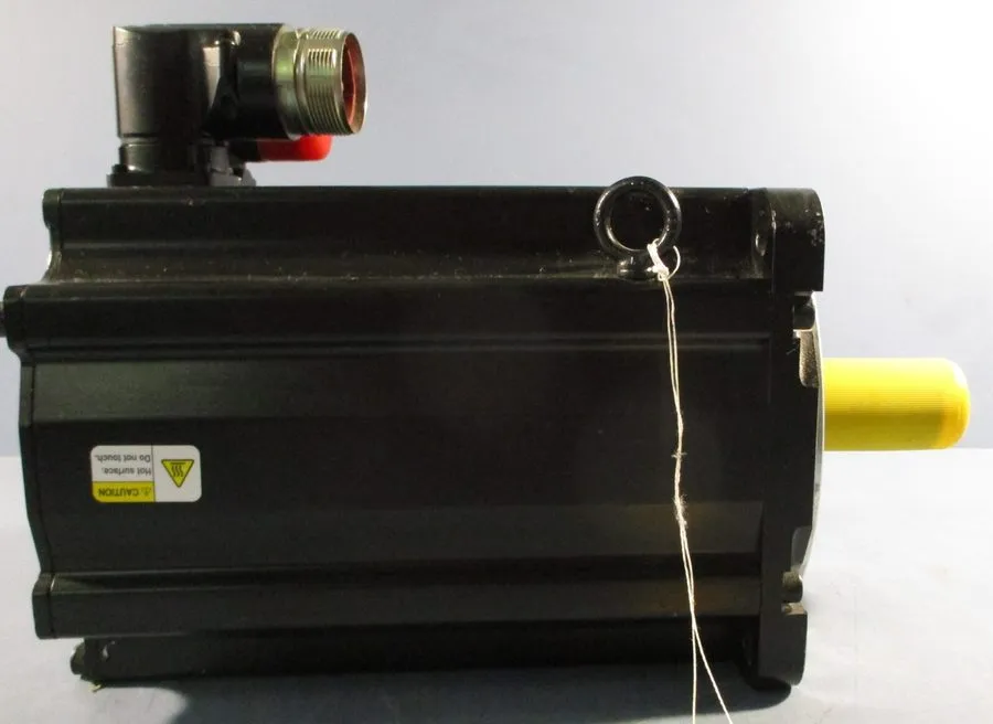 Серводвигатель Allen-Bradley MPM-B2152F-SJ72AA Servo Motor — фото лота 1