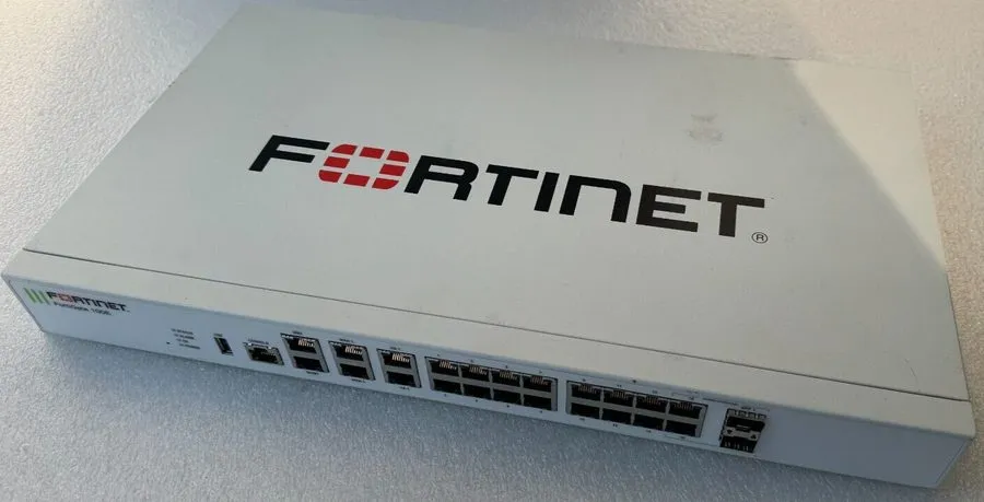 Межсетевой экран Fortinet FortiGate 100e FG-100E Firewall Security Appliance 16-