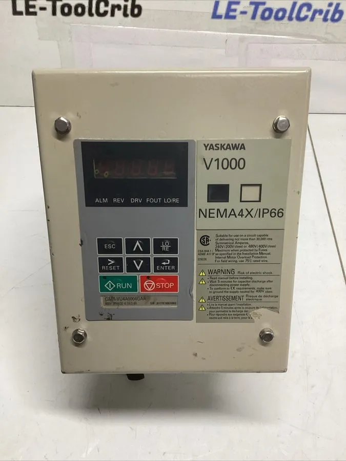 Частотный преобразователь YASKAWA V1000 NEMA 4X IP66 CIMR-VU4A0004GAA frequency  — фото лота 1