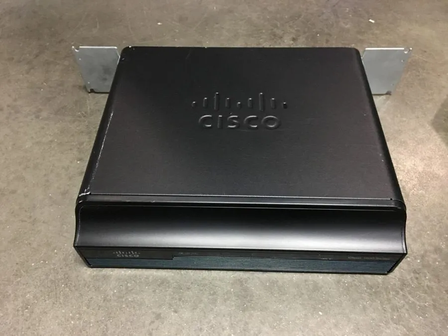 Маршрутизатор Cisco 1941/K9 2-Port 1900 Series Integrated Gigabit Security Route