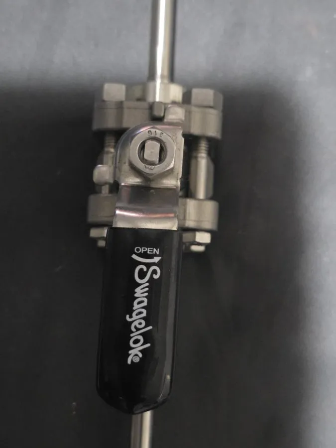 Клапан SWAGELOK, 60 Serie 1/4" BALL VALVE SS-62TW4135-3 With 3 Inch Welded Exten — фото лота 2