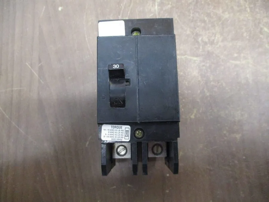 Автоматический выключатель Westinghouse GHB2030 2 Pole 30 Amp 277/480V Bolt on C