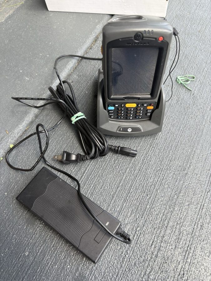 Терминал сбора данных Motorola Symbol Wireless PDA/Scanner With Charging CRD7X00